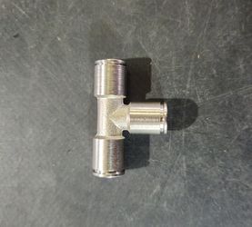 T-Verschraubung für 8/6 Rohr
